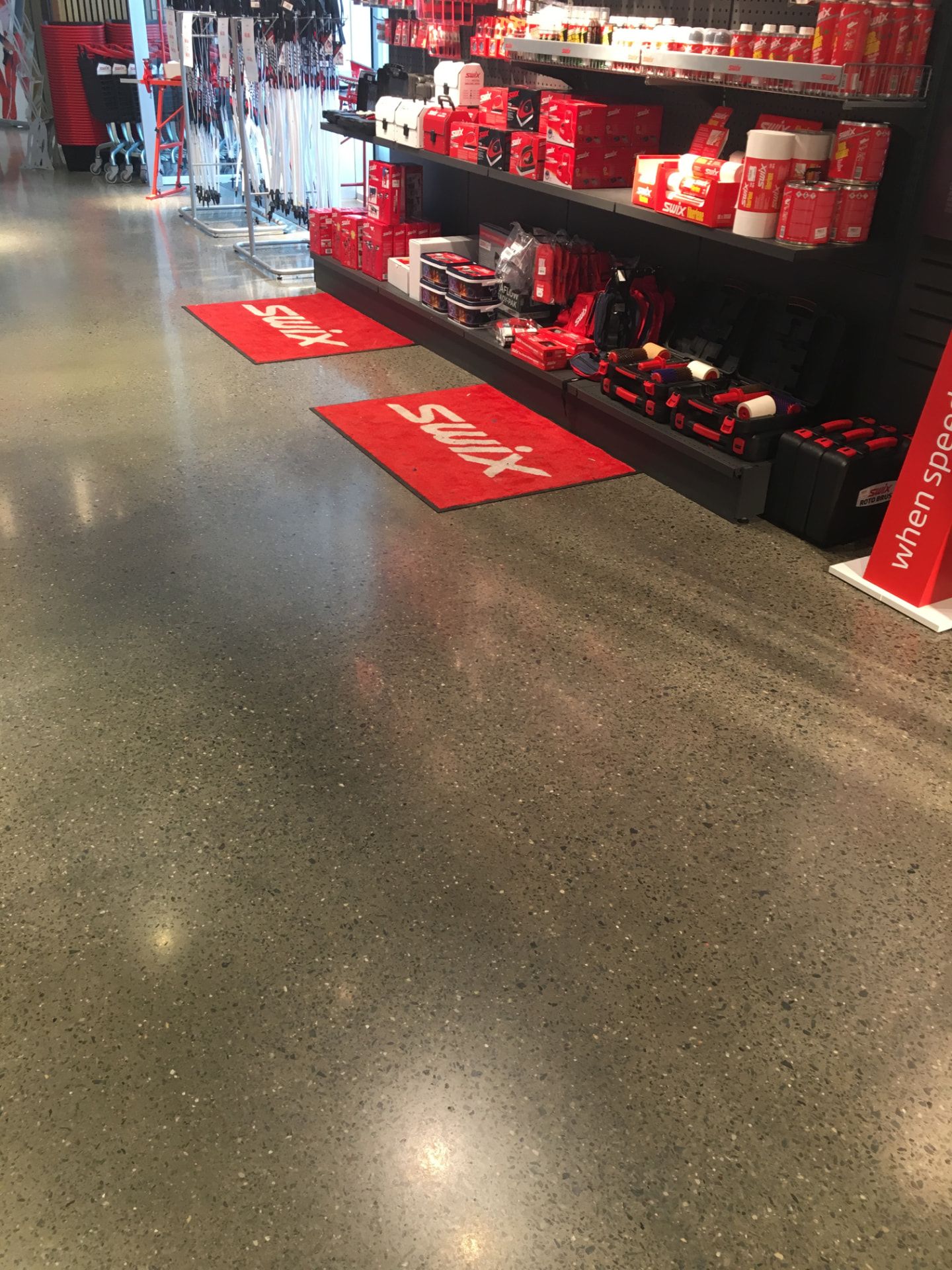 Slipat och polerat betonggolv i Confloor Signature